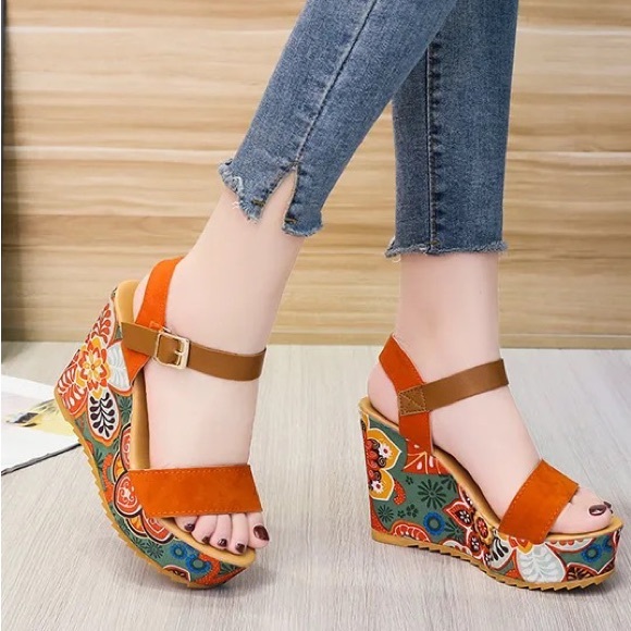Orange Buckle Retro Floral Wedge Platform Heel Shoes - Picture 2 of 10